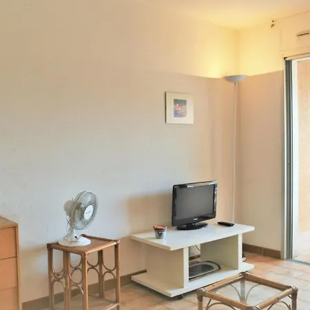 Апартаменти Coin Nuit 4 Pers, Parking, Animaux Admis, Proche - - Fr-1-251-230